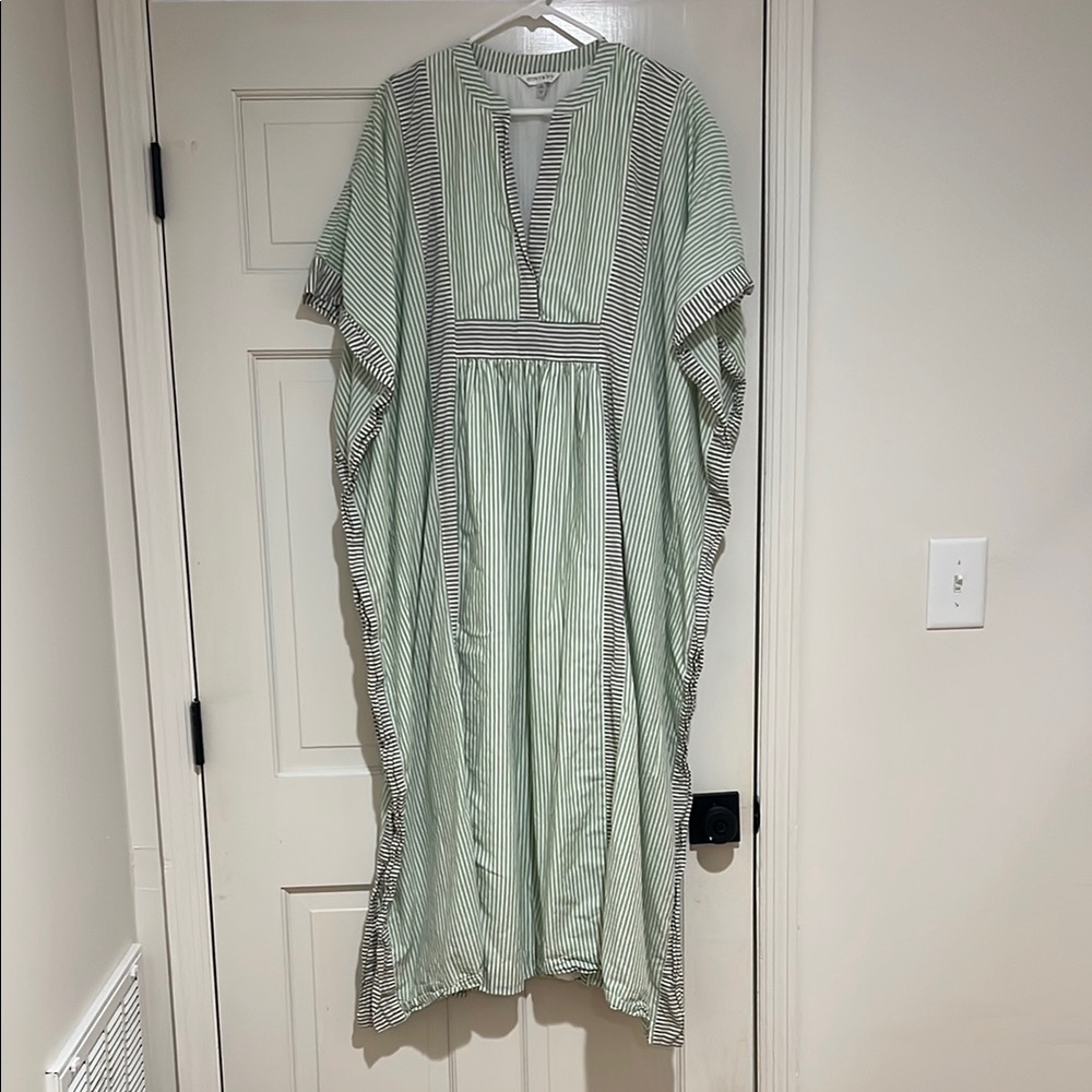 crown & ivy Mint and White Striped Maxi Dress